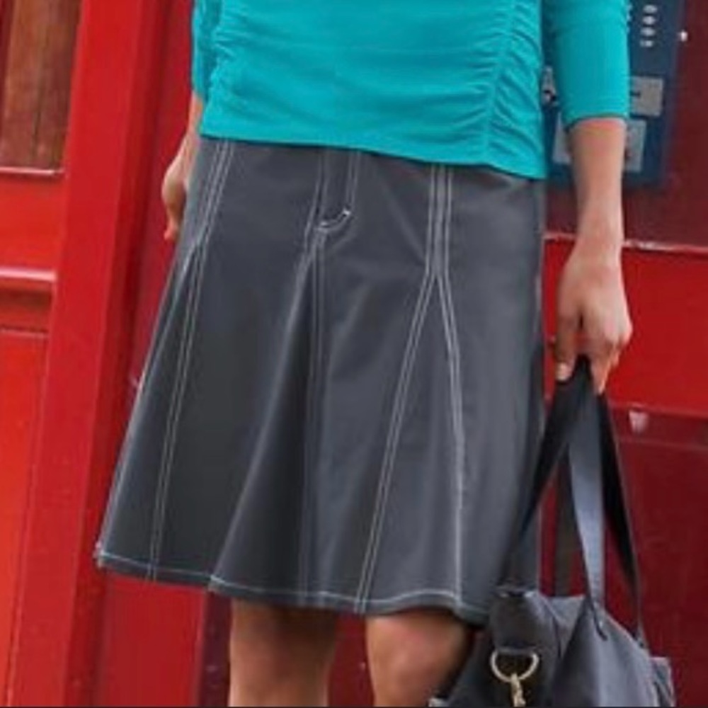Athleta Functional & Flirty Gray Skort/Skirt Sz 14.
